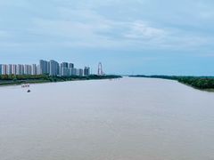 -南京眼步行桥