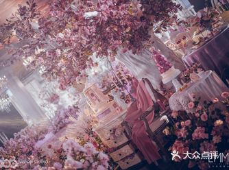 粉色巴洛克宫廷婚礼｜甜品台设计