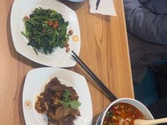 -西部马华清真兰州牛肉面·烧烤夜市(三里河店)