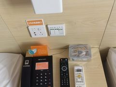 -7天酒店(上海江宁路地铁站玉佛寺店)