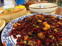 -黄桷树曹家私房菜(江与城店)