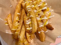 帕玛臣芝士薯条-一沙一城·岩烤牛扒(深圳首店)