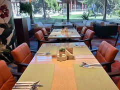 -亮马河饭店翠雅咖啡厅