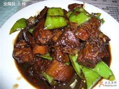 尖椒红烧肉-茂隆餐厅(进贤路店)