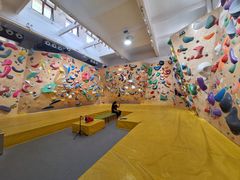 -问山MountQuest攀岩馆