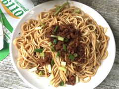 -花溪牛肉米粉(科园二路店)