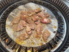 -豚豚猪村烤肉·韩国烤肉(总店)