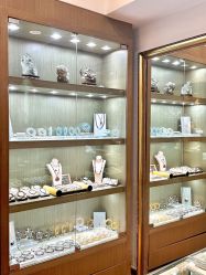-蓝晶灵天然水晶专卖店