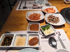 -唯成•韩国炭火烤肉 유성고기