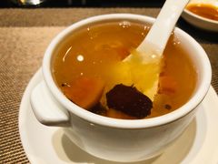 -大中华希尔顿酒店-念自助餐·嗨啤·小龙虾