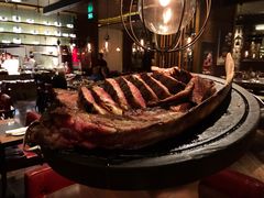 -恰餐厅及酒吧 CHAR Bar & Grill (北京丽都皇冠假日店)