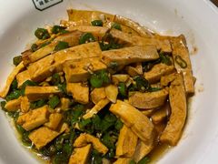 -费大厨辣椒炒肉(万家丽一店)