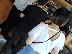 等位区-星巴克(天津工华道智慧山店)