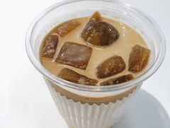 -露露家咖啡店