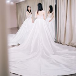 -Color卡诺婚纱礼服馆(南京严选店)