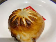 烤秦川黄牛肉包-叁宝烤肉• 西安烧烤(太乙路店)