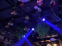 -胡桃里乐队酒馆