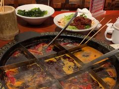 -黄家码头老火锅(解放碑旗舰店)