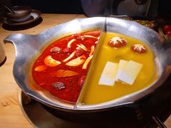 -湊湊火锅·茶憩(杭州湖滨银泰in77店)