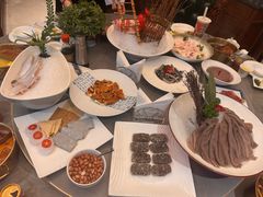 -小天鹅火锅·一线江景洪鼎旗舰店(洪崖洞店)