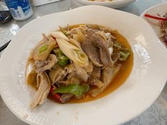 -汗腾格里·风味餐厅(新疆驻京办店)