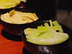 -炉小二铜锅牛蛙•川湘菜(三里屯店)