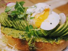 avocado&nbsp;toast-Elephant Grounds(STARSTREET)