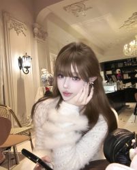 -Hello Lady发型设计