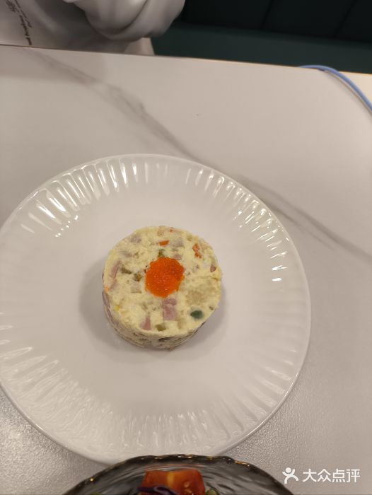 库滋明·俄罗斯特色美食(中央大街店)莫斯科沙拉图片