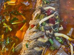 -乡土特色.冷锅鱼.牦牛肉汤锅