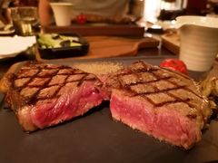 -恰餐厅及酒吧 CHAR Bar & Grill (北京丽都皇冠假日店)