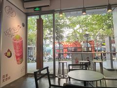 -喜茶(上海打浦桥日月光gelato lab+店)