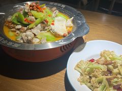 -魔鬼牛蛙小厨•烤鱼•龙虾(上马墩光华时代店)