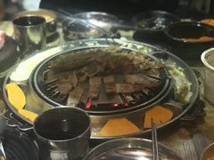 -哈哈碳都·牛肋条无限自助烤肉(台江万达店)