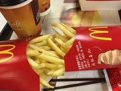 -麦当劳(湛江大厦店)