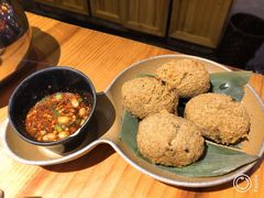 -野山舂·贵州现舂酸汤火锅(鸿通城店)