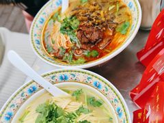 -金杨拉面王小吃面馆·牛三宝面·红烧牛肉粉