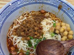 -魔都三兄弟酸辣粉·蘸卤炸串(虹桥万科店)