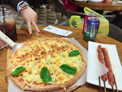 -乐凯撒披萨(东方新世界店)