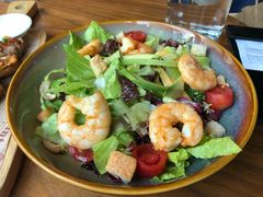 柠檬汁拌扒鲜虾牛油果沙拉-G+KITCHEN(龙湖狮山天街店)