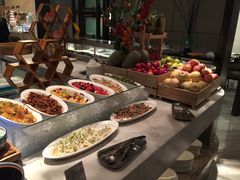 -万达文华酒店·48F云端窗景美食汇自助餐厅