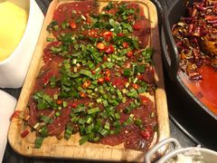 -热火朝天鲜切牛肉火锅(南强街巷店)