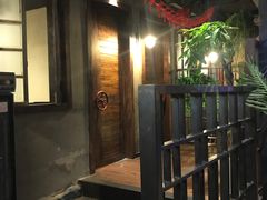 露天位-红尘酒肉小馆