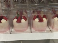-爱达乐面包生日蛋糕(资阳圣高商业广场店)