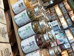 -诚品(信义店)