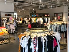 -URBAN REVIVO(北京斯普瑞斯奥特莱斯店)