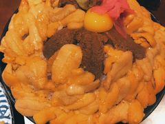 三色海胆饭-魔丼屋(日月光店)