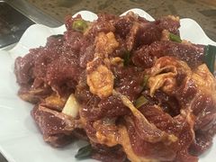 -黄利砖万峰林布依特色酸笋牛肉馆