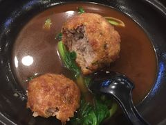 红烧狮子头-扬州菜在上海(场北广场店)