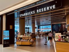 -星巴克臻选(上海合生汇1F店)